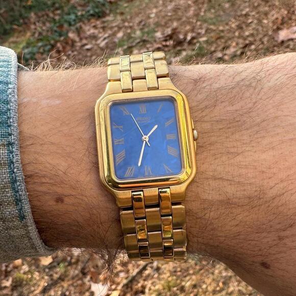 Seiko Other - Seiko Tank Quartz - 7N01-5009 - Rare Blue Dial - Needs New Band and Battery